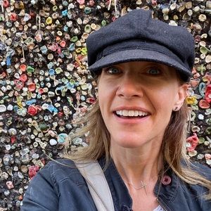 Meet your Posher, Teri